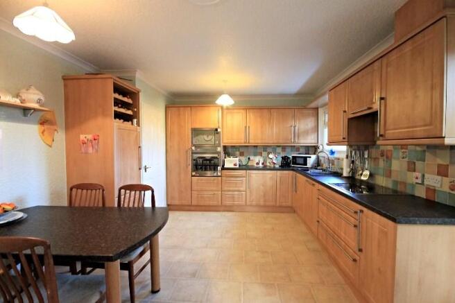 Kitchen / Breakfast