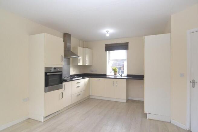 Knaresborough Drive, Grantham photo 4
