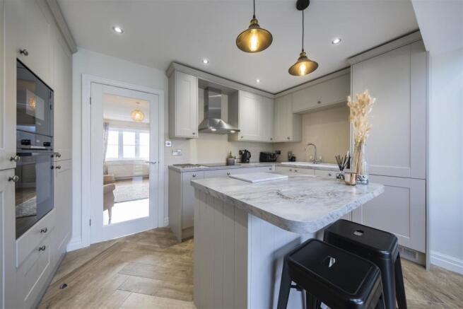 46 Foxhill Close-008.JPG