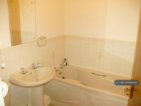 Additional Family Size Bathroom