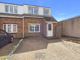 12, Lobelia Close, Springfield, Chelmsford CM1 6YE