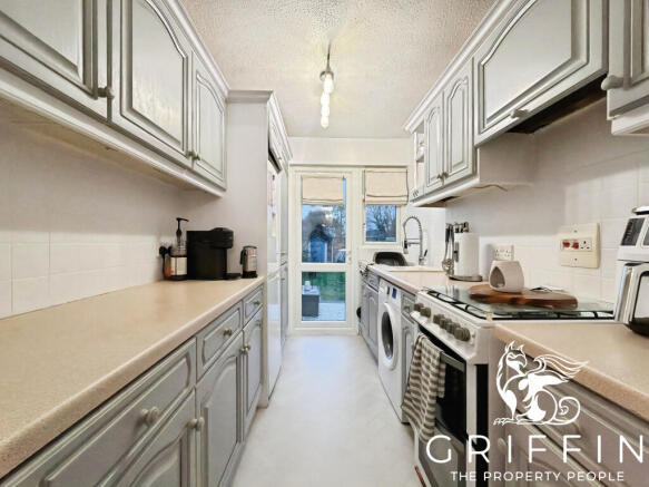 242beb8edji20260213164405841