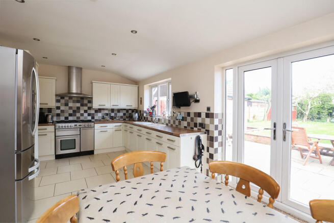 Kitchen / Diner