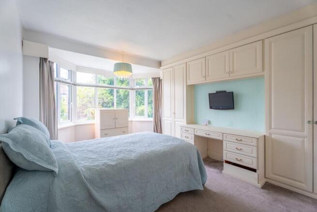3 bed Semi-Detached for sale Image 8