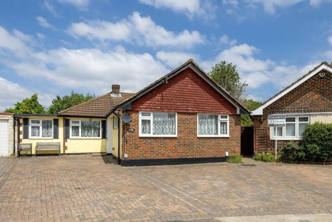 Monks Avenue, West Molesey