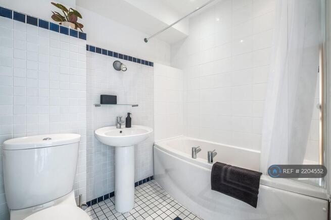 En Suite Bathroom