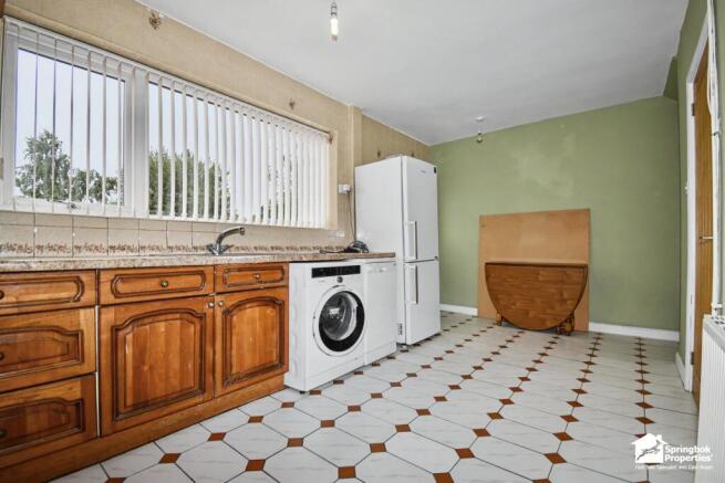 2 bed Semi-Detached for sale Image 5