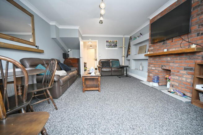 3 bed Town House for sale Image 6