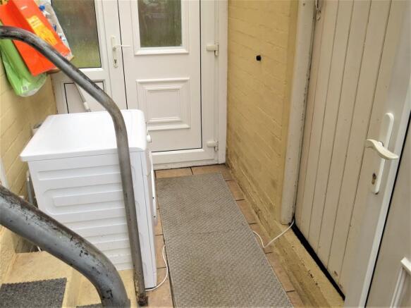 SIDE PORCH