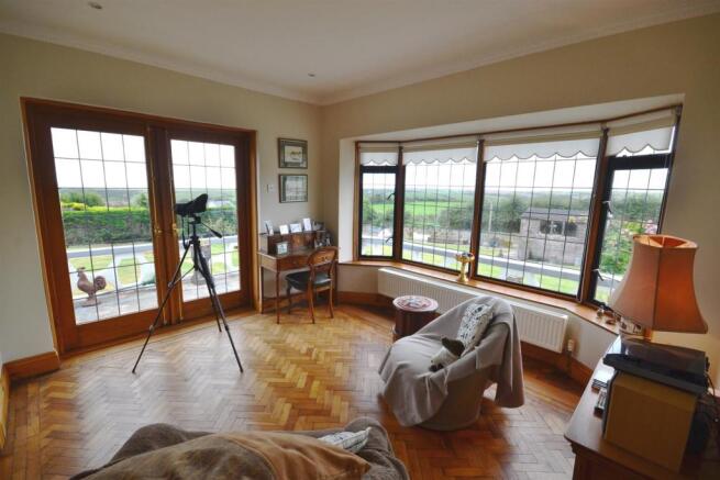 Sitting Room.jpg
