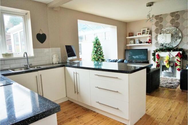 Kitchen / Breakfast