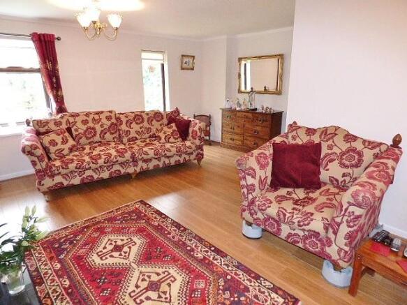 Lounge 2