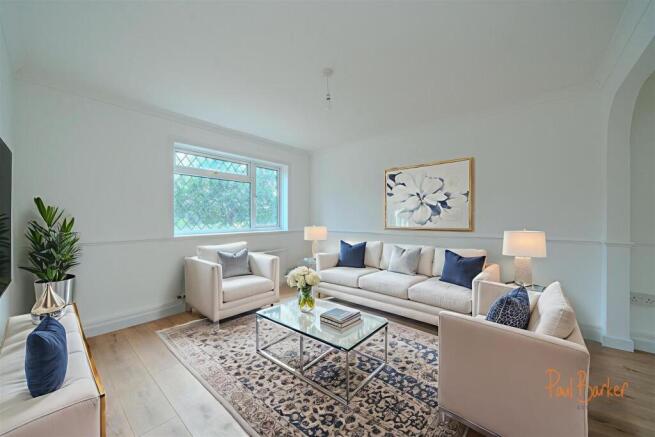 54-Holyrood-Crescent-1014 - Living Room - Modern -