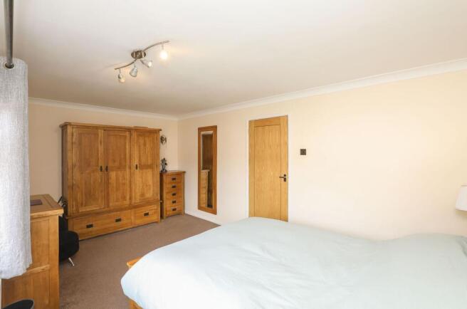 3 bed Detached for sale Image 12