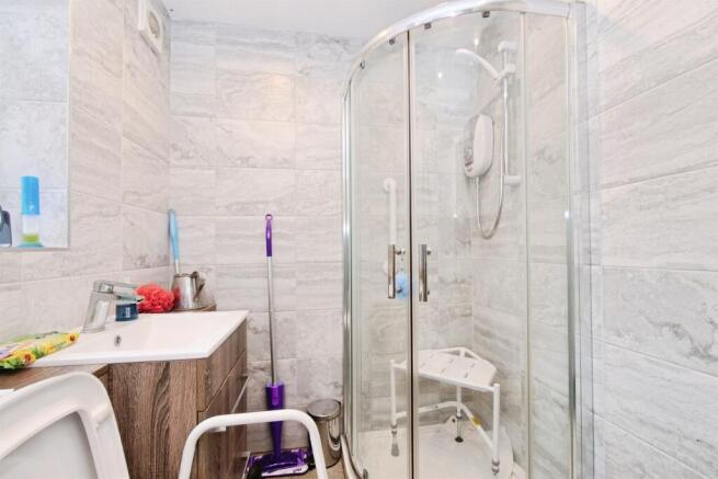 2 bed Terraced for sale Image 12