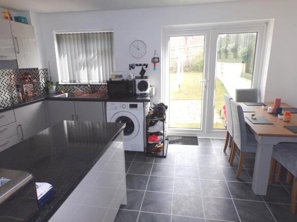 Kitchen/Dinier