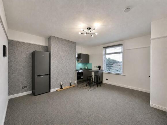 2 bed Terraced for sale Image 12