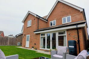 60, Seymour Drive, Tonbridge TN12 9GT