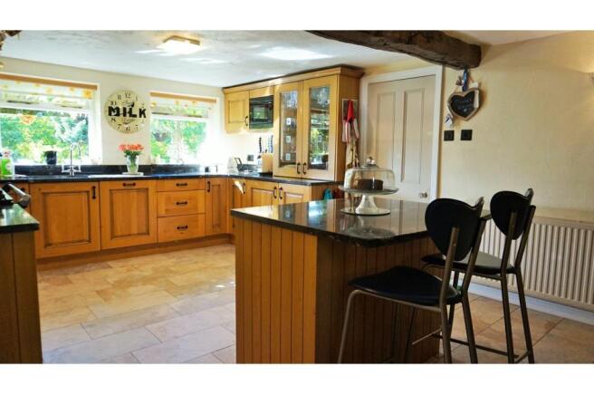 Kitchen / Breakfast