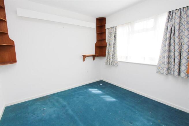 BEDROOM 2.jpg