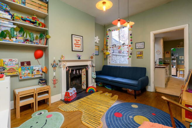 3 bed Terraced for sale Image 11