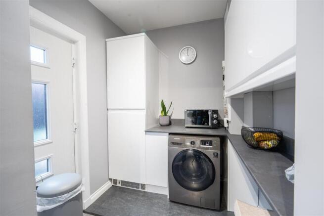 kitchen-2.jpg