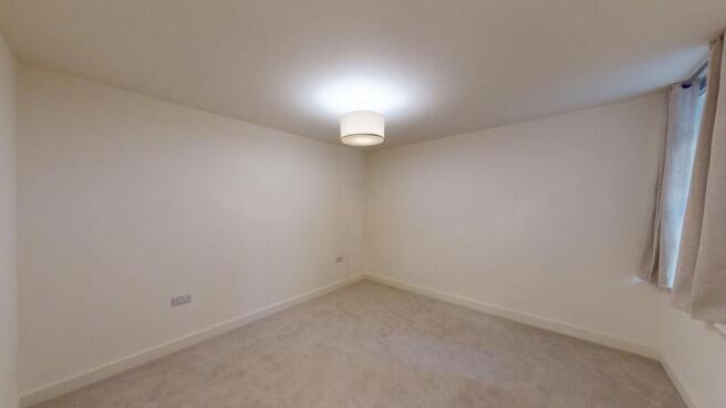 5 bed House to rent Image 8