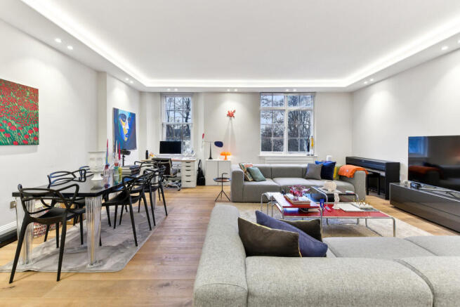 30 Thurloe Court ...