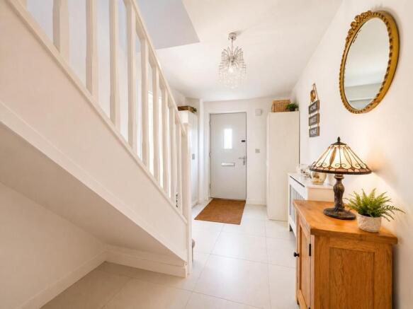 70 Chamberlyne Cresent, Hallway.jpg