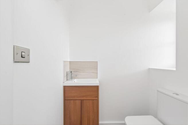 3 bed Detached for sale Image 7