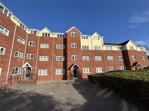 2-bed flat on The Waterfront, Exhall, Coventry, Warwickshire, CV7, £125,000