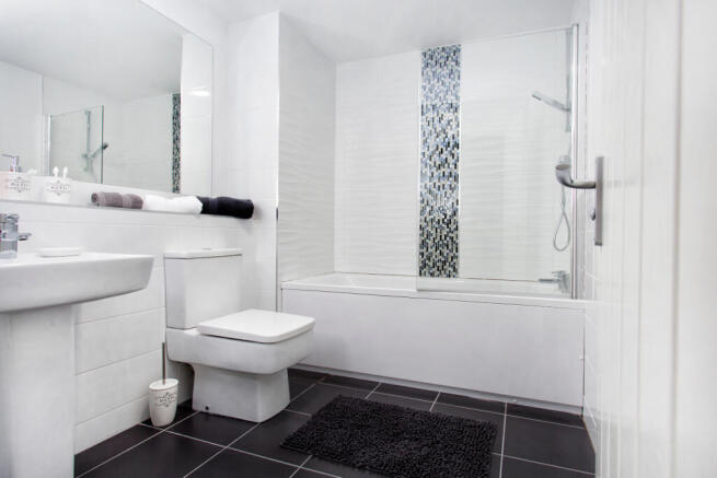 1 bed Apartment to rent Image 12