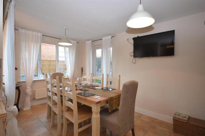 LIVING DINING AREA