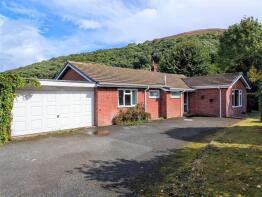 Nettledene, Elms Lane, Little Stretton SY6 6RD