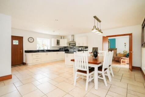 Chesterfield Road, Hardstoft, S45