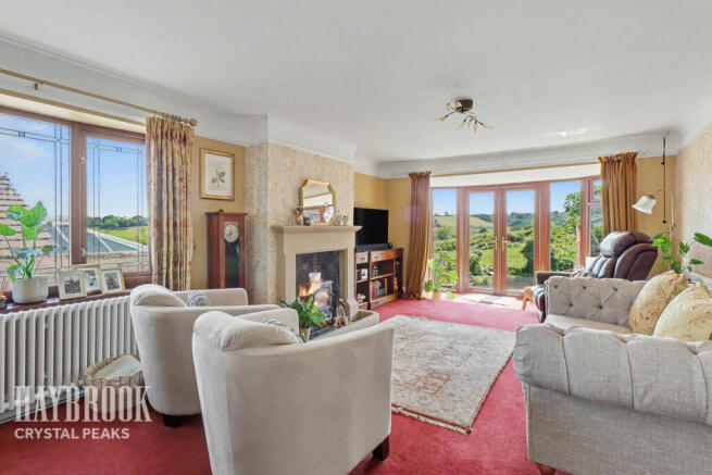 4 bed Detached for sale Image 4