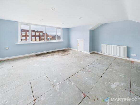 CAM02318G0-PR0560...