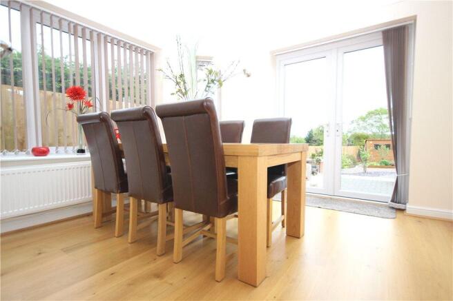 03 Dining Sun Room