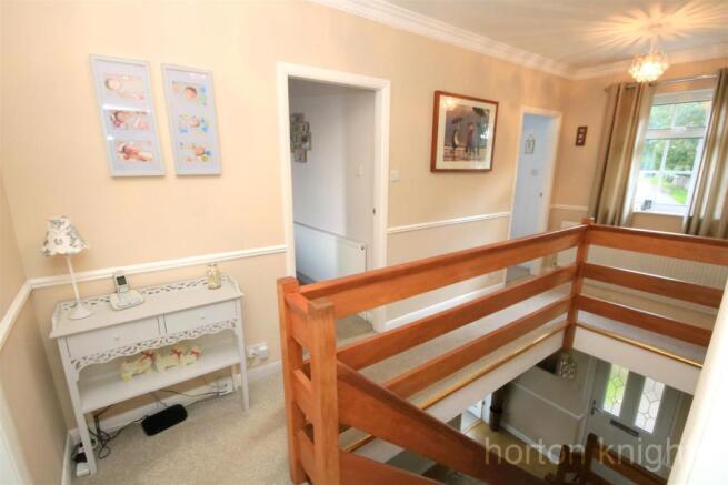GALLERIED LANDING