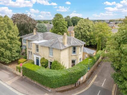 Kneesworth Street, Royston, SG8