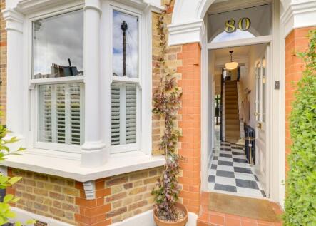 Leahurst Road, Hither Green, SE13