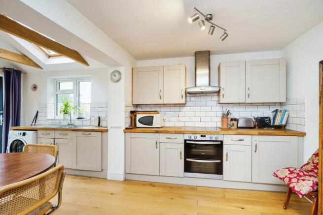 Kitchen/Dining Area