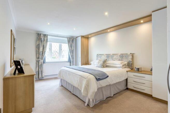 BEDROOM 1 FRONT
