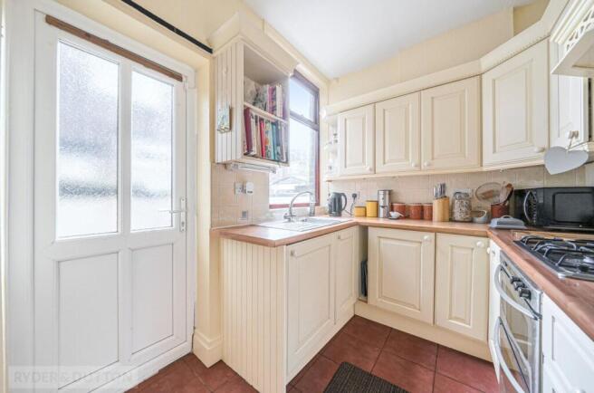 2 bed Terraced for sale Image 6