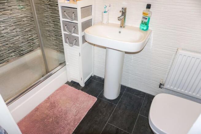 Master En-suite