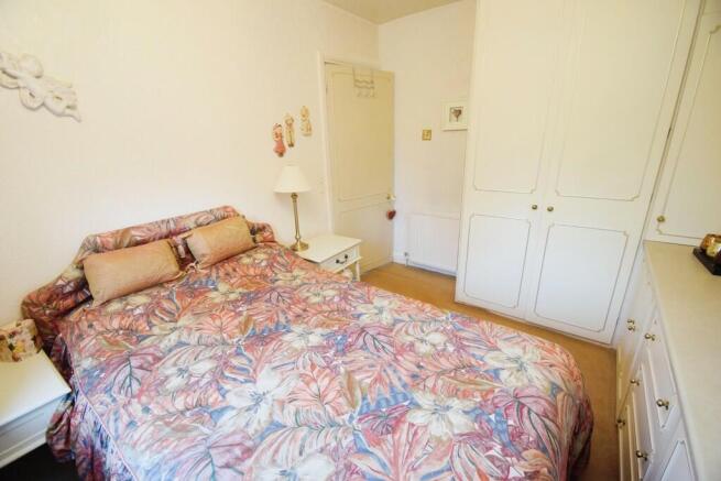 17bc23a1-Bedroom