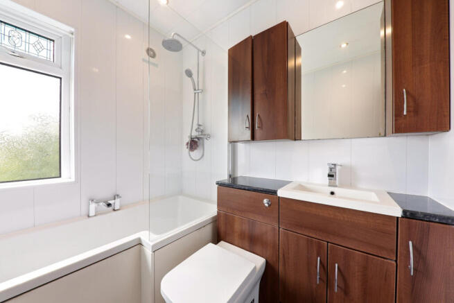 3 bed Terraced for sale Image 12