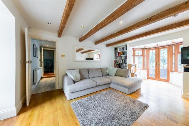 Laburnum Cottage-002.jpg