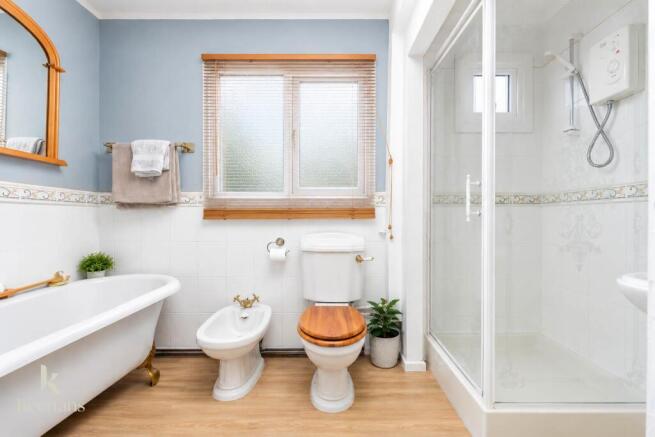 3 bed Semi-Detached for sale Image 5
