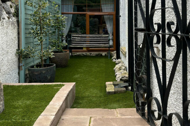 Photo 27